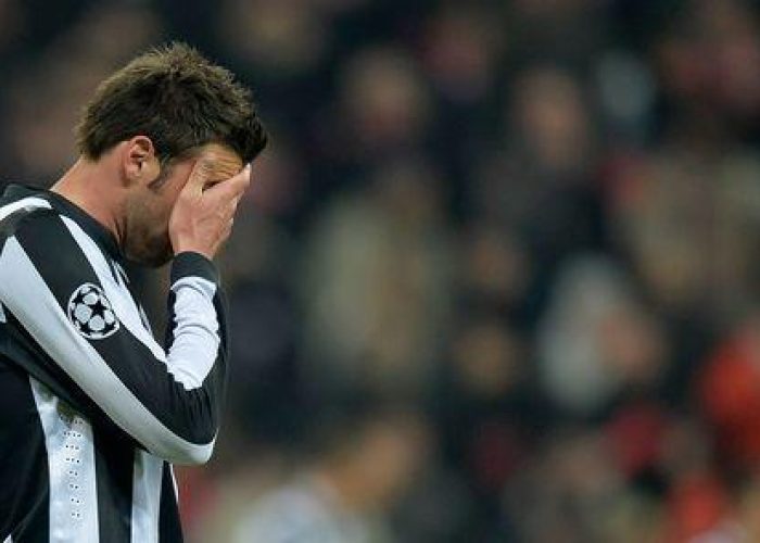 Calcio/ Champions: super Bayern, due sberle alla Juventus