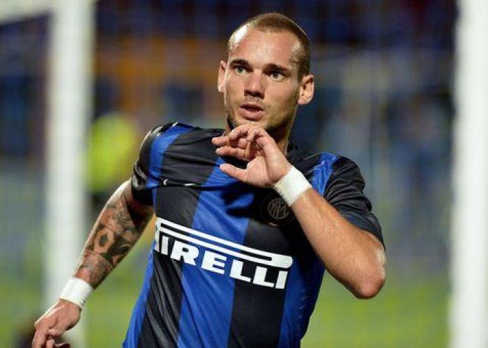 Calcio/ Inter-Sneijder: è rottura a causa di Twitter