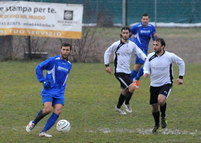 Calcio, nel turno infrasettimanalebrilla la Santostefanese