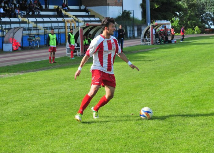 Calcio: pareggiano i galletti, bel passo avanti della Sandamianese