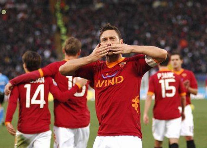 Calcio/ Roma, Zeman: Totti al top da 15 anni