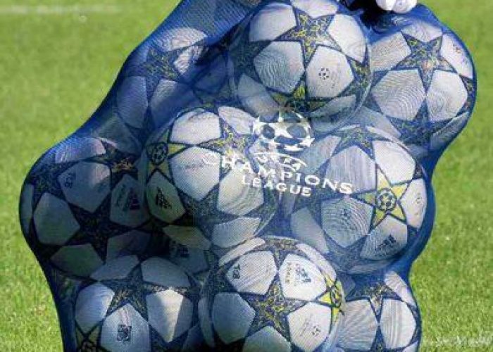 Calcio/ Scandalo scommesse: 380 partite sospette in Europa