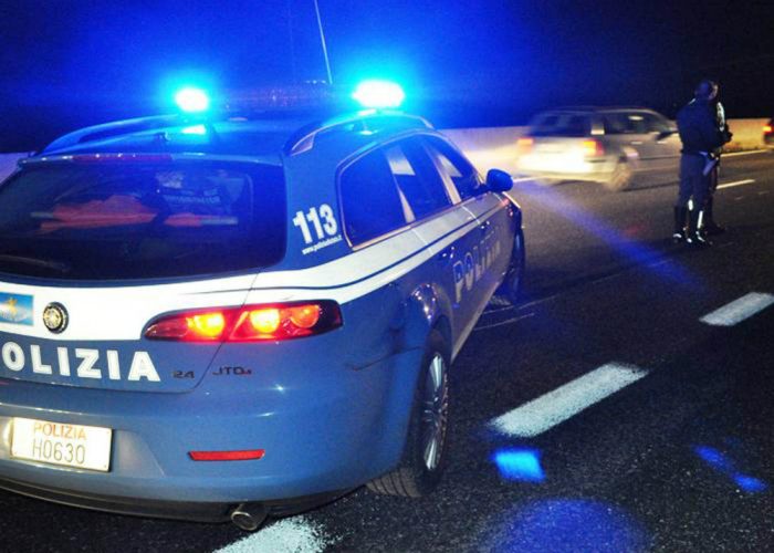 Camion ribaltato sulla A33,lunghe code sulla statale Asti-Alba