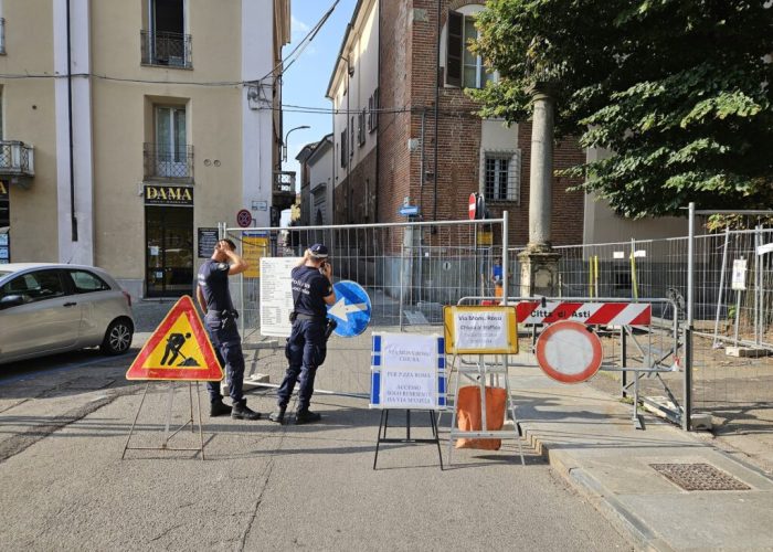 cantiere per la Ztl di via Rossi