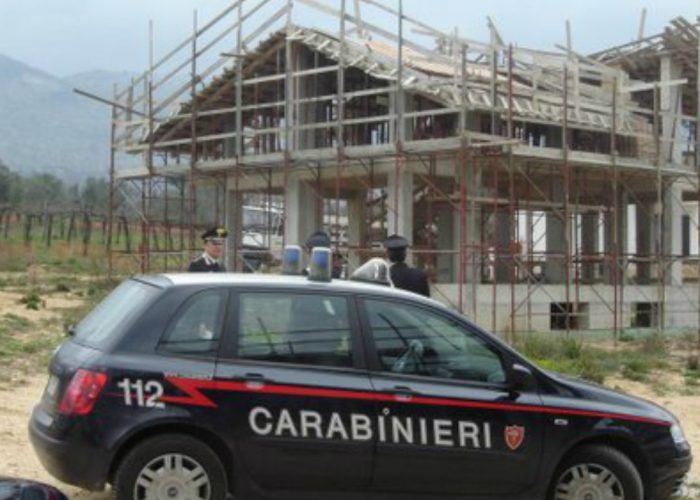 Cantieri edili: denunciate 4 persone per violazione delle norme sulla sicurezza