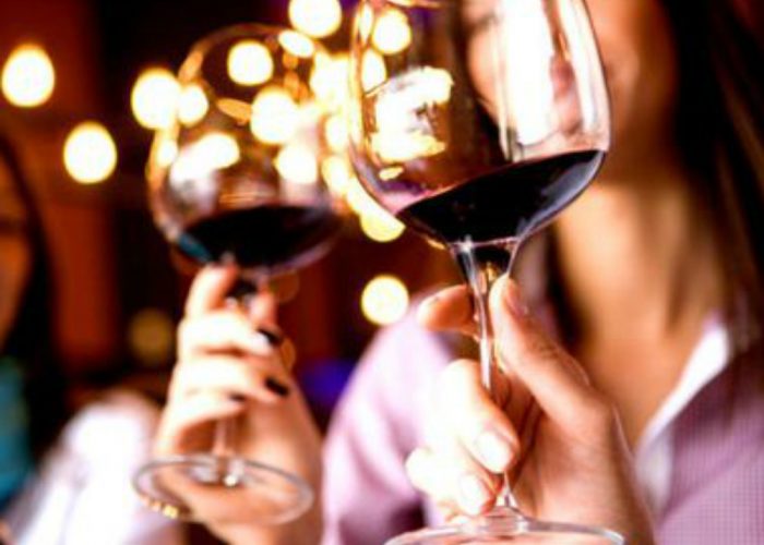 Castagnole Lanze: con Di cortile in cortile i migliori vini e piatti tipici