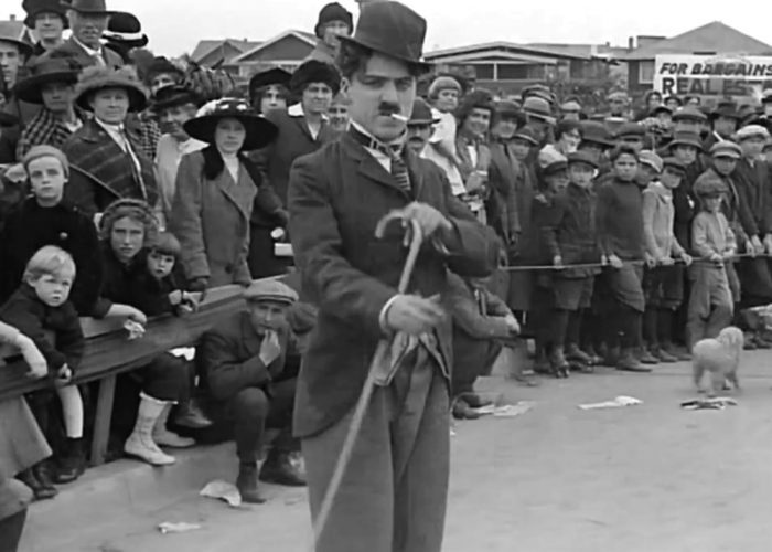 Cent'anni fa apparì un vagabondo di nome Charlot