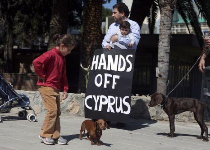 Cipro/ Atteso per oggi il voto del Parlamento sul piano Ue