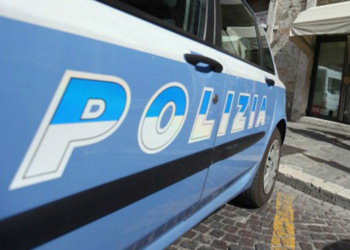 Colpi di pistola in corso AlfieriFerito gravemente giovane albanese