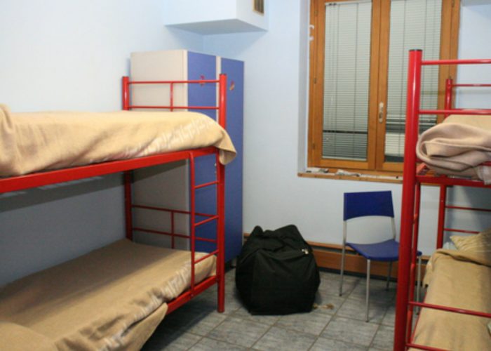 Con il freddo aumentano i postial centro di accoglienza per i senza tetto