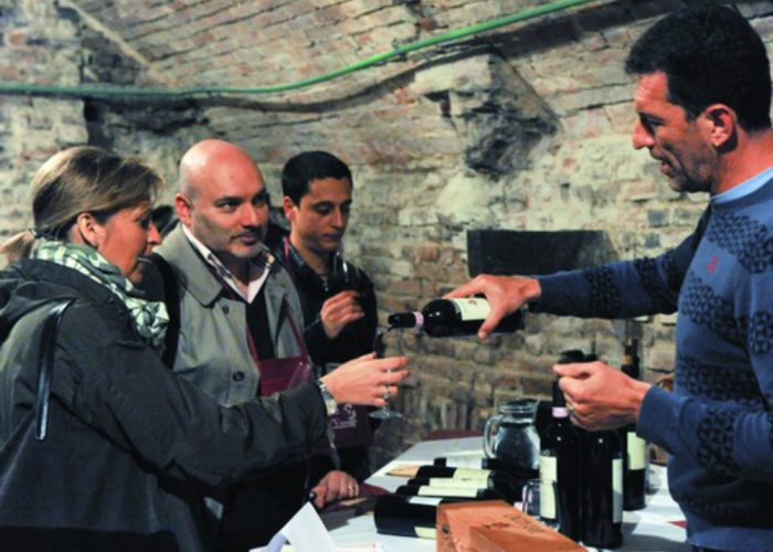 Con Vinissage una due giorni da capitale del vino, quello bio e digitale