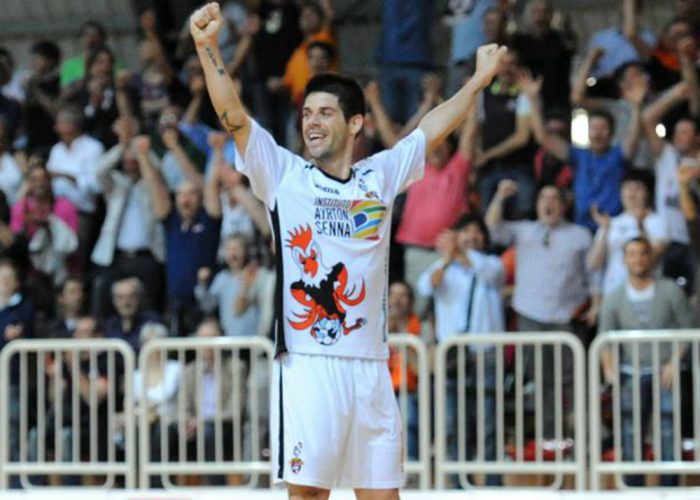Corsa scudetto, gli orange rimontano e acciuffanoMarca a Treviso: mercoledì gara di ritorno