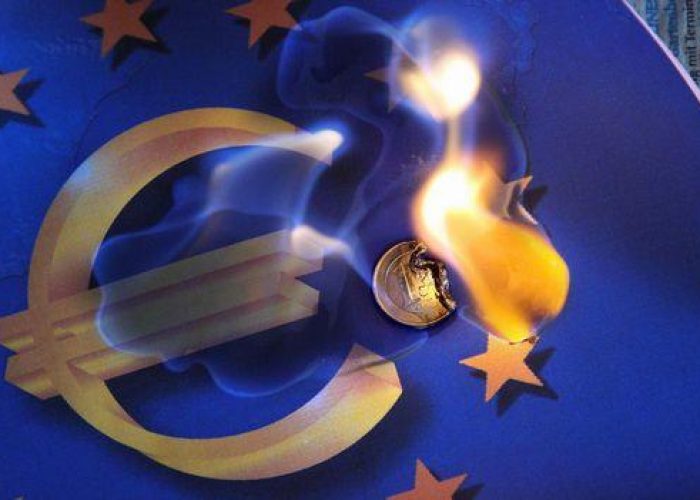 Crisi/ Eurostat:Pil Ue  nel secondo trimestre in calo dello 0,2%
