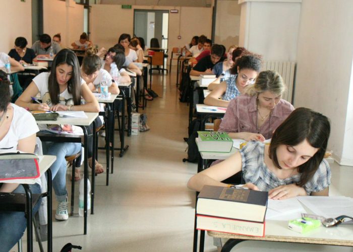 Crisi o social Network?Maturità, impazza il toto temi
