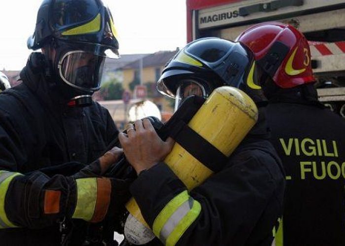 Crolla solaio vicino Roma,si cercano operai: individuata persona