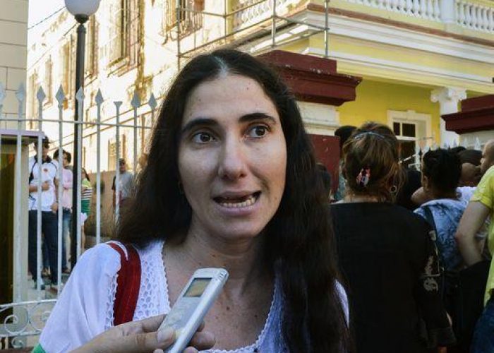 Cuba/ Blogger Yoani Sanchez ottiene passaporto, potrà viaggiare