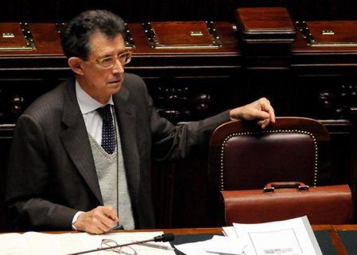 Ddl stabilità/ Governo sbaglia nota variazione, caos alla Camera