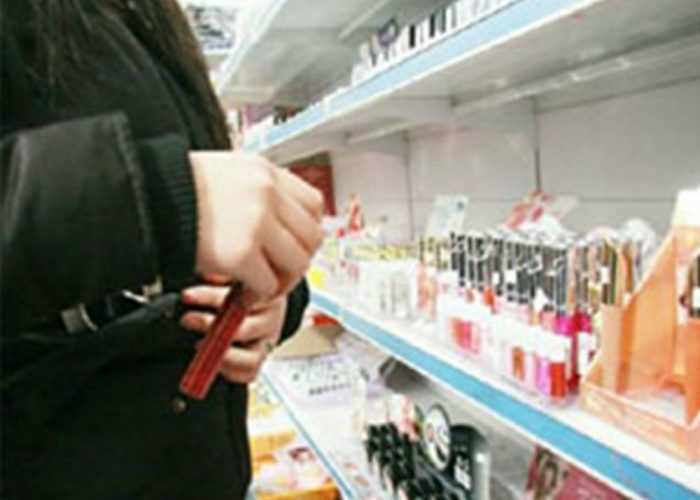 Denunciato per 30 euro di alimenti rubati