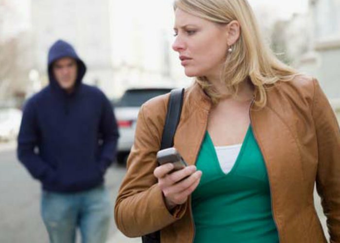 Denunciato per stalking, minacciaval'ex amante con telefonate e appostamenti