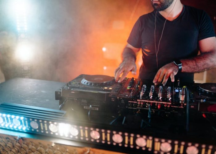 dj