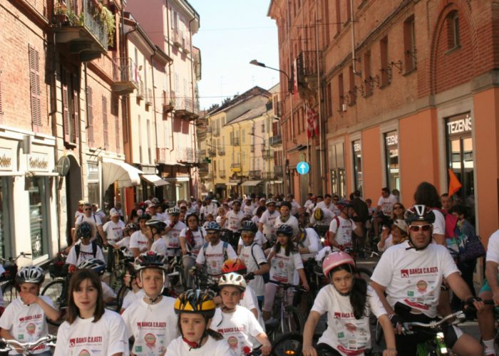 Domenica in bicicletta per i Borghi della città