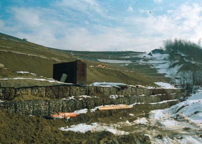 Dopo 20 anni una targa per ricordare la chiusura della discarica di Valle Manina