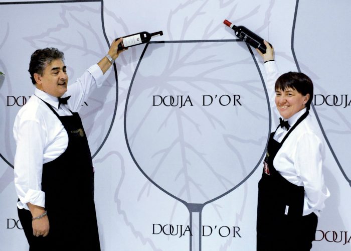 Douja d'Or, via all'edizione numero 48tra vini da Oscar e piatti d'autore