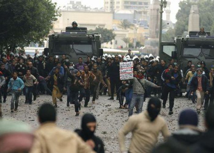 Egitto/ Manifestazioni anti-Morsi al Cairo e in provincia