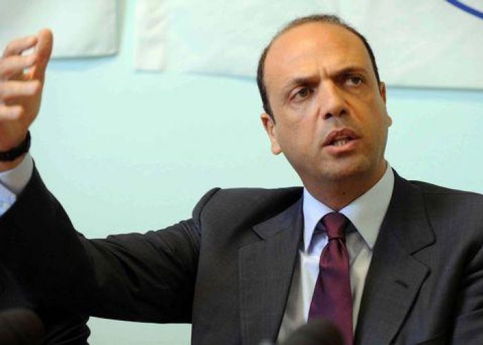 Elezioni/ Alfano: Bersani con Grillo? Vediamo dove va
