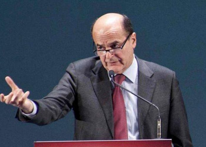 Elezioni/ Bersani: Non c'è nessun accordo con Monti