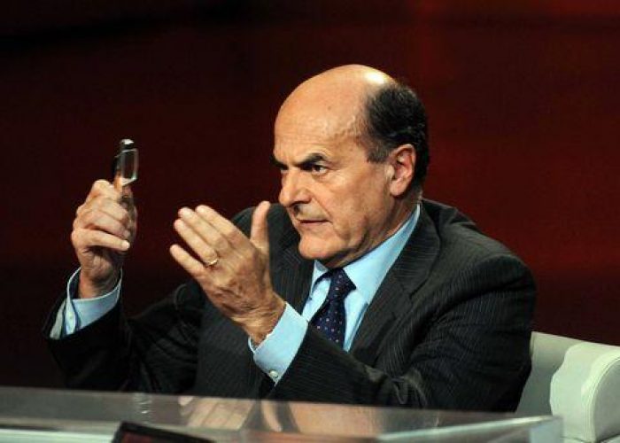 Elezioni/ Bersani non vuole scontro con Monti, ma teme mosse