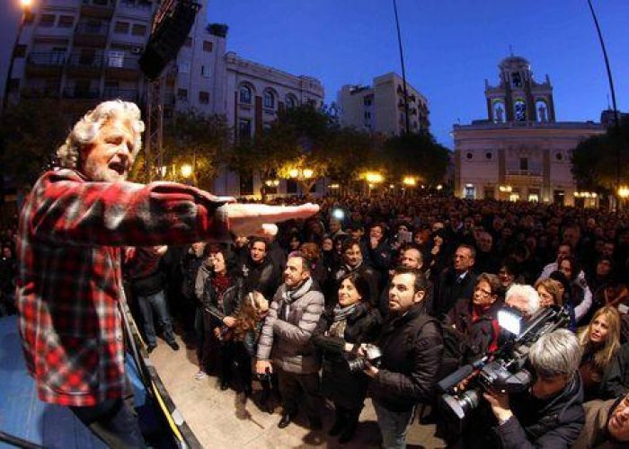 Elezioni/ Grillo chiude Tzunami: Boom alla Merkel e a Napolitano