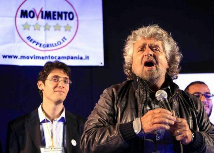 Elezioni/Grillo strappa piazza San Giovanni a Pd per la chiusura