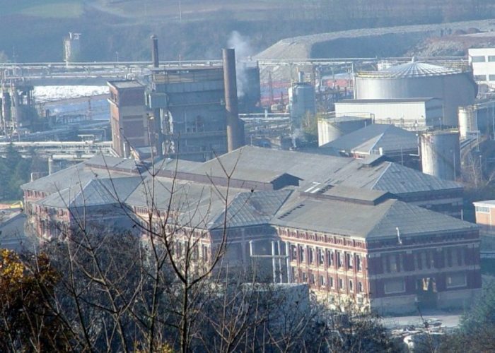 Ex Acna, Syndial: l'area è bonificataI sindaci: ci sono materiali pericolosi