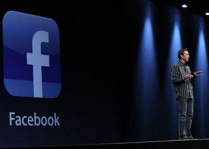 Facebook/ Sempre più aziende sospendono le loro pubblicità