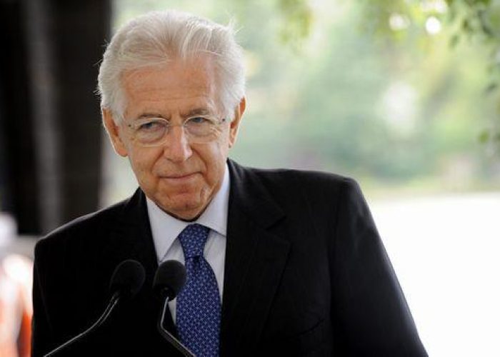 Fisco/ Monti: Per evasione Italia è in 'stato di guerra'