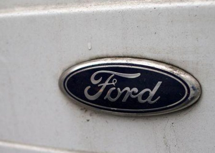 Ford/ Vuole chiudere anche 2 fabbriche Gb,via altri 1.400 posti