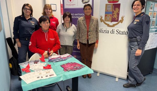 foto giornata contro la violenza sulle donne ()