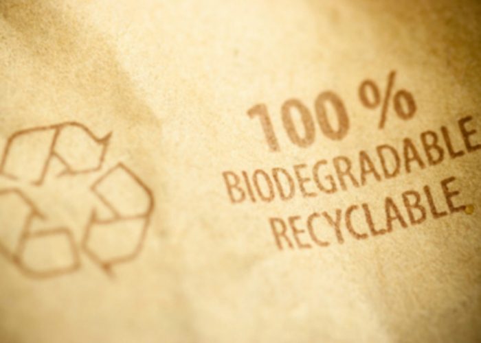 Fuori legge le buste non biodegradabili