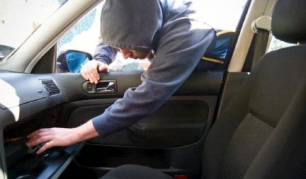 furto auto marka kjB x@IlSoleOre Web x