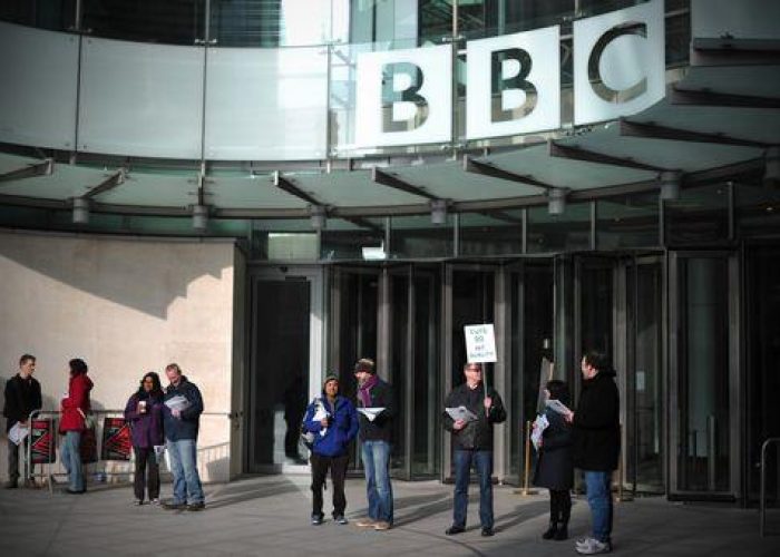 Gb/ Sciopero alla Bbc, gionalisti e tecnici contro piano tagli