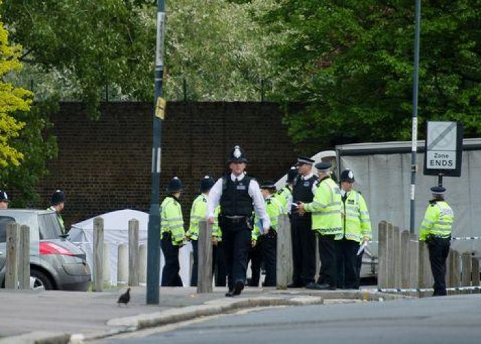 Gb/ Soldato ucciso col machete a Londra, si pensa ad "attentato"