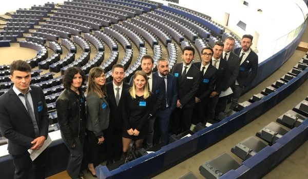 giovani parlamento europeo