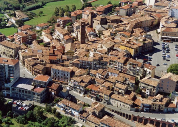 Gli incontri di Caracciolo a Moncalvo e Asti