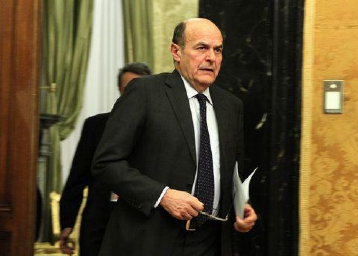 Governo/ Bersani a M5s: Non impedite partenza mio esecutivo