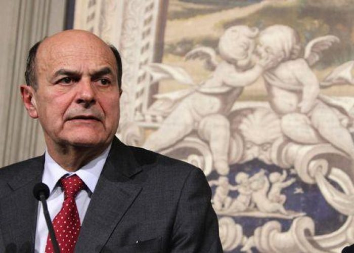 Governo/ Bersani attende, pre-incarico forse ma nel Pd scettici