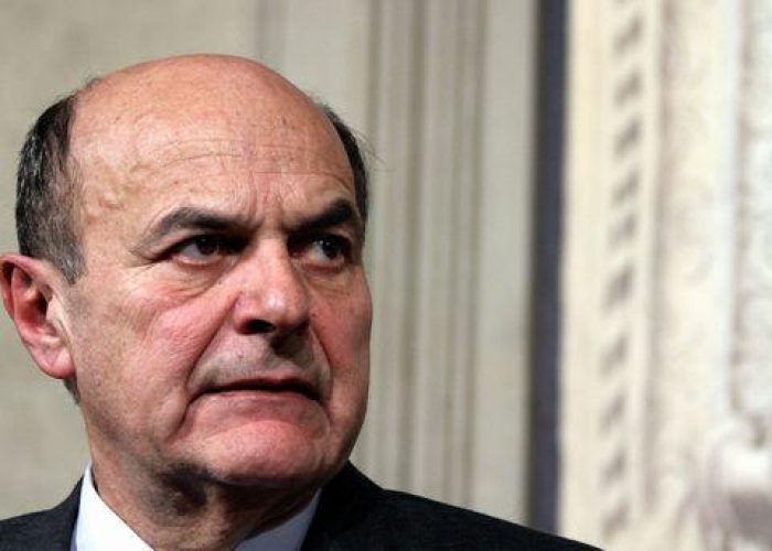 Governo/ Bersani: Se chiedo appoggio di tutti? Vediamo...