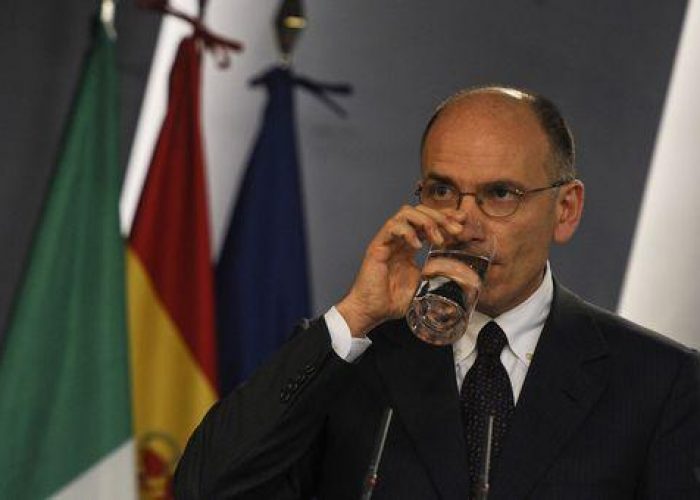 Governo/ Grillo:Letta? Per vent'anni ha fatti il nipote dello zio