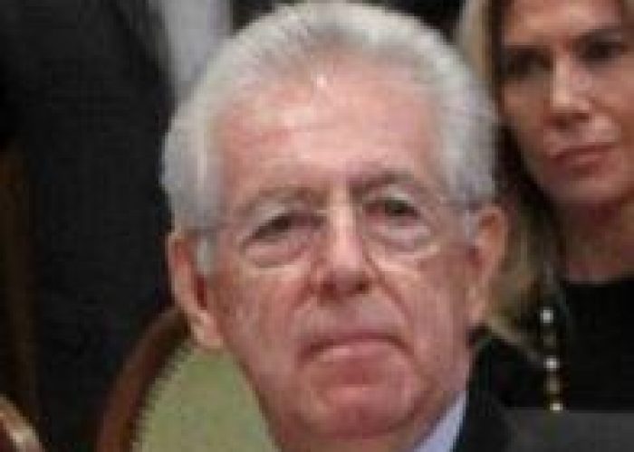 Governo/Monti torna a palazzo Chigi, al via Consiglio ministri