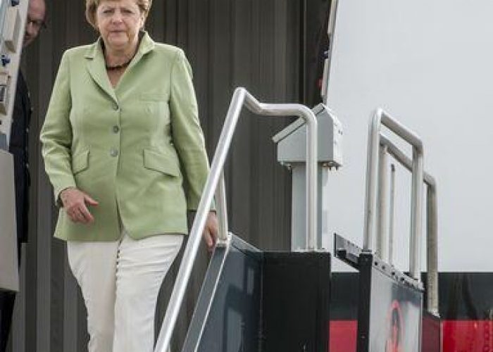 Grecia/ Merkel: Nessun rinvio agli impegni presi da Atene